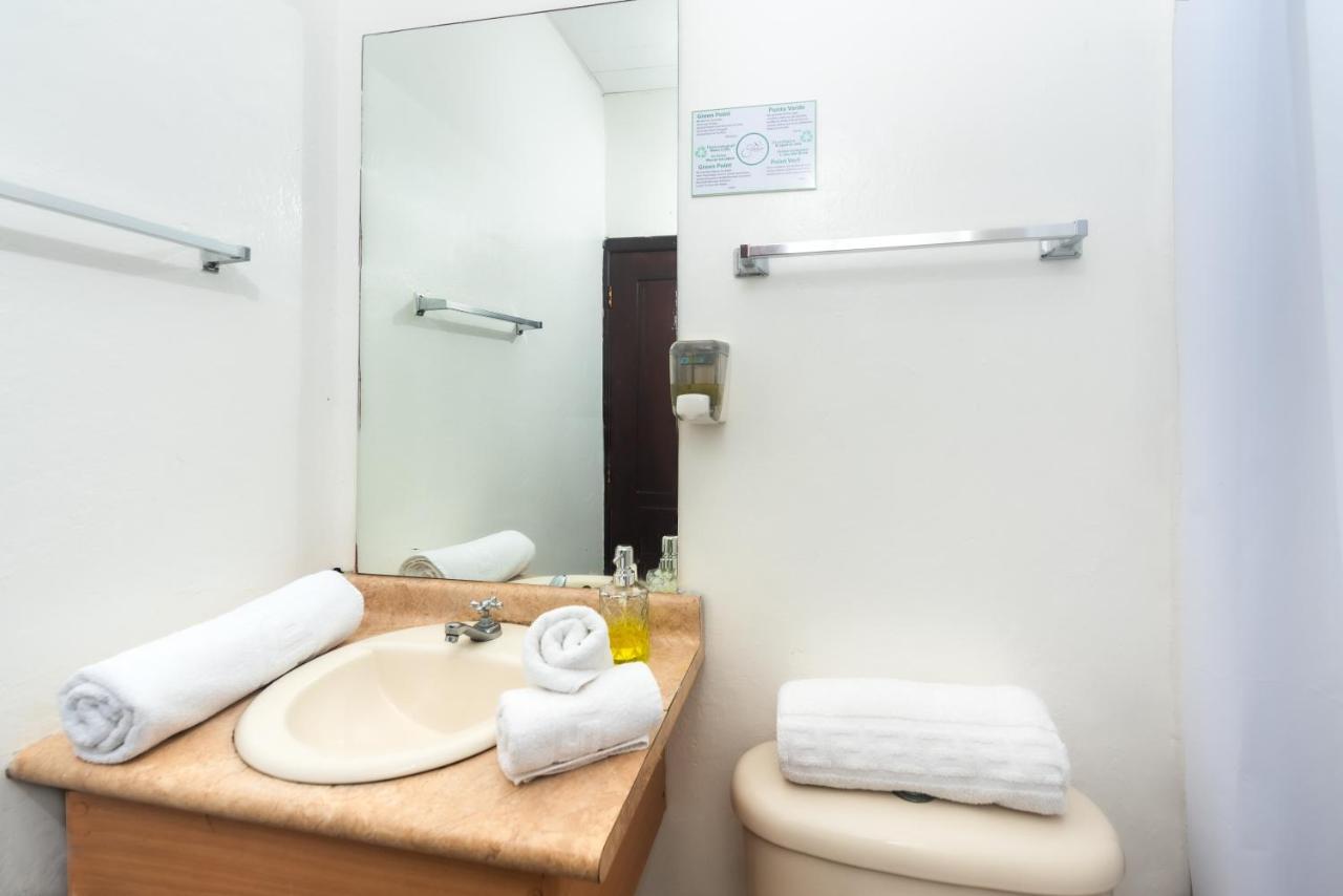 Hostal North Seymour 푸에르토아요라 외부 사진